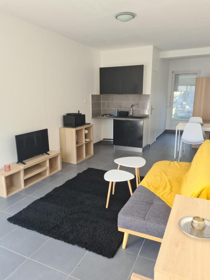 Apartmán Jolie Studio Au Calme Avec Jardin Privatif. Argenteuil Exteriér fotografie