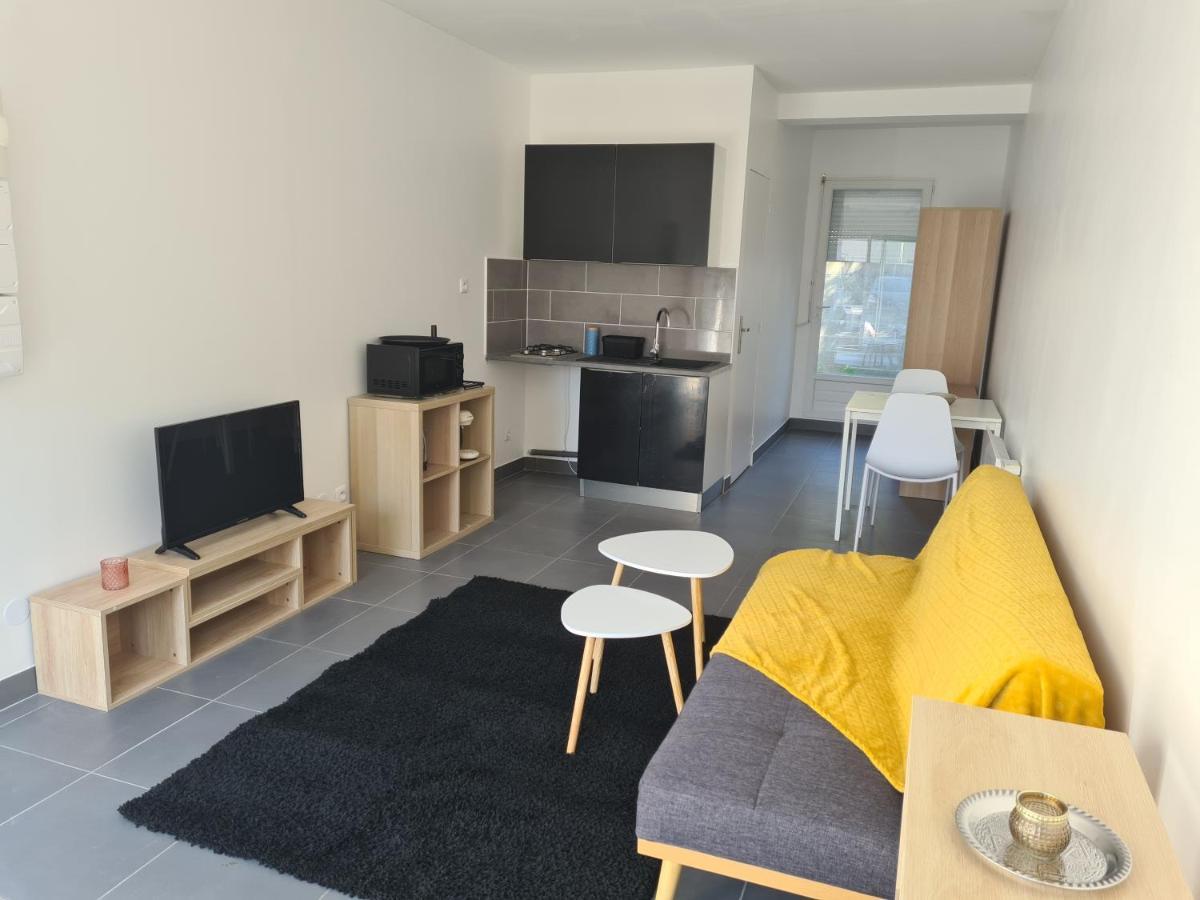 Apartmán Jolie Studio Au Calme Avec Jardin Privatif. Argenteuil Exteriér fotografie