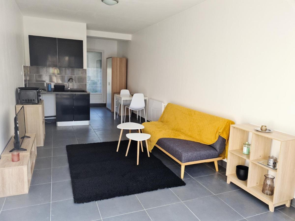 Apartmán Jolie Studio Au Calme Avec Jardin Privatif. Argenteuil Exteriér fotografie